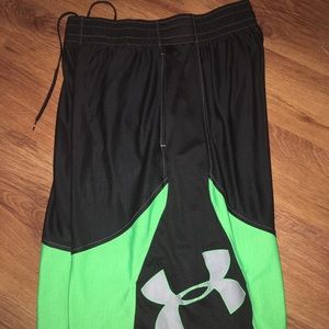 Under Armour shorts.  Men's medium